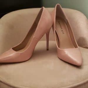Madden Girl Oh Nice Pumps in nide patent